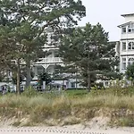 Villa Strandburg F 409 WG 10 mit Balkon und Meerblick